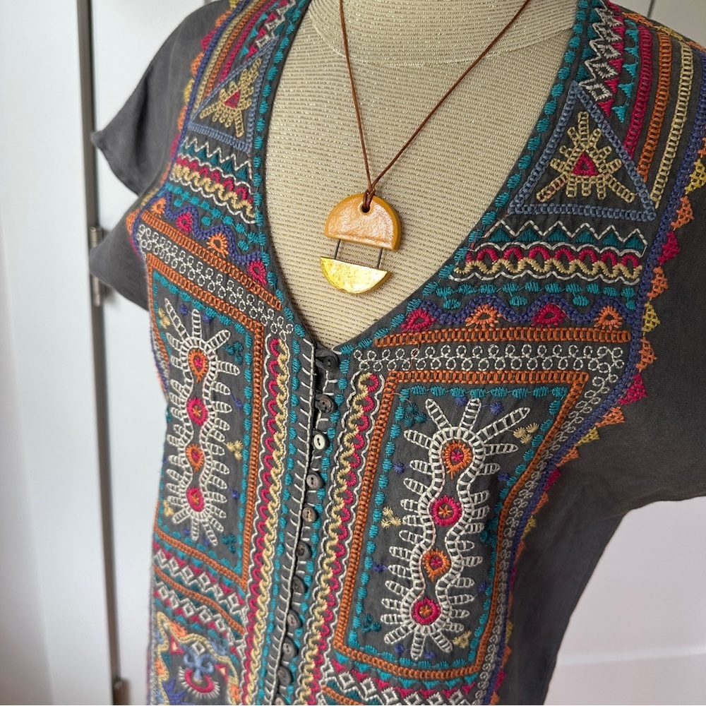 JOHNNY WAS Embroidered Linen Dress - Picture 5 of 8